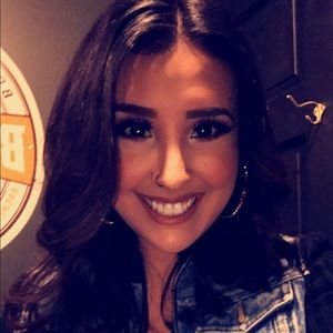 Meet your Posher, Brandy